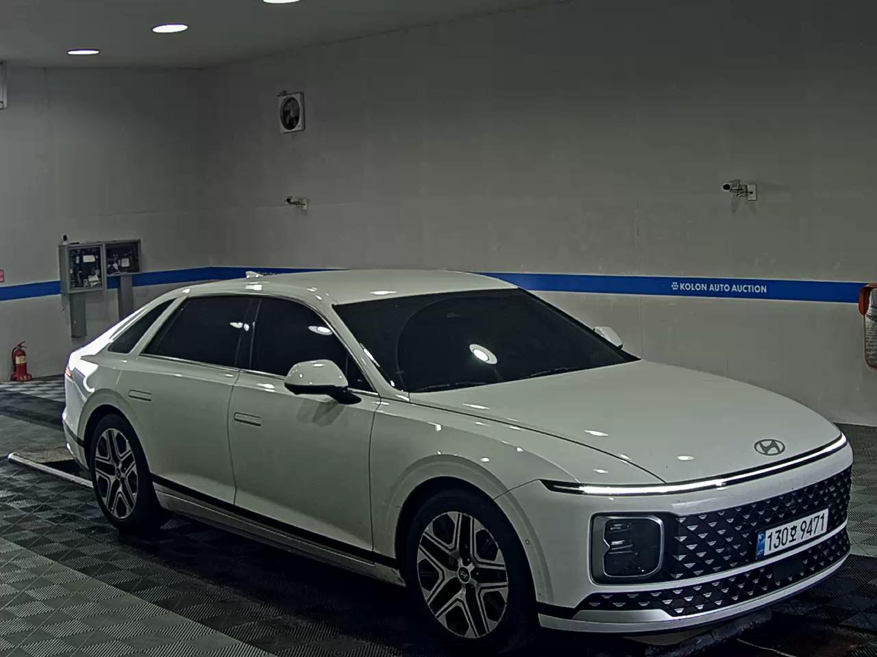HYUNDAI THE ALL NEW GRANDEUR GASOLINE 2.5 EXCLUSIVE 2024 - zdjęcie 3