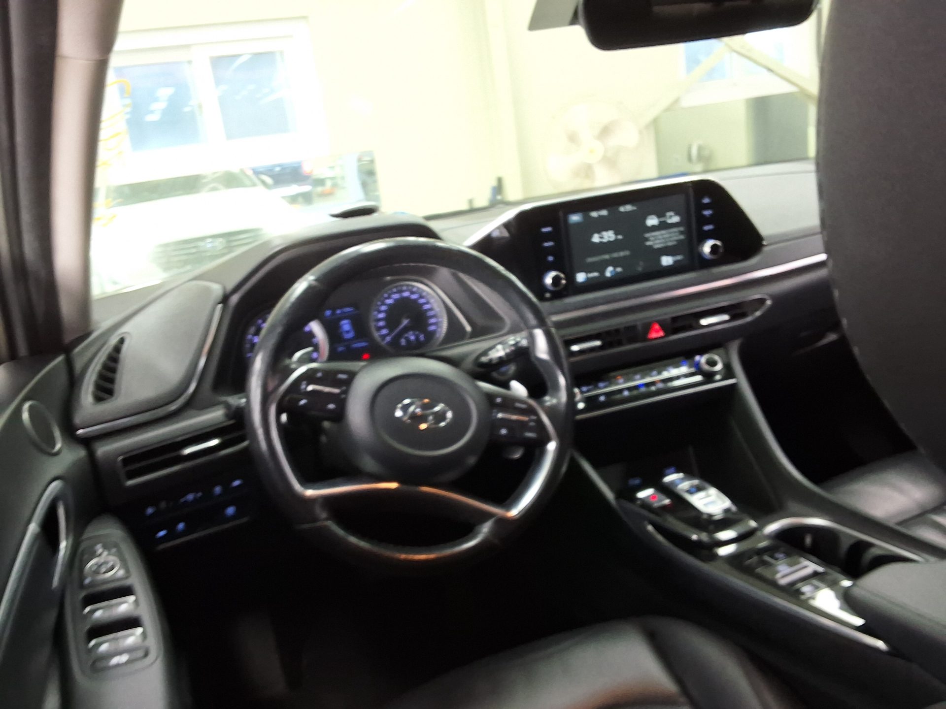 HYUNDAI SONATA (DN8) G2.0 PREMIUM 2020 - zdjęcie 12