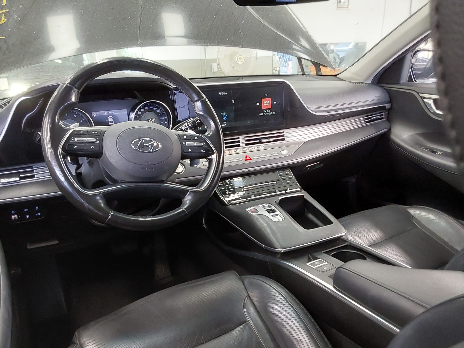 HYUNDAI THE NEW GRANDEUR IG GASOLINE 2.5 PREMIUM 2020 - zdjęcie 11
