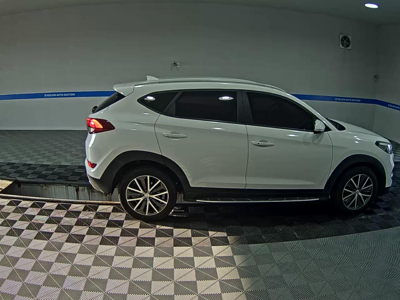 HYUNDAI ALL NEW TUCSON DIESEL R2.0 2WD MODERN 2016 - zdjęcie 4