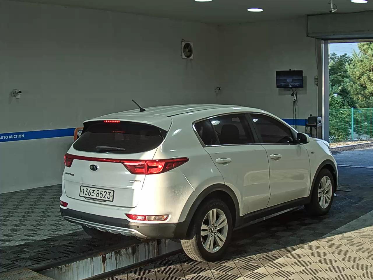 KIA NEW SPORTAGE R2.0 2WD TRENDY 2016 - zdjęcie 5