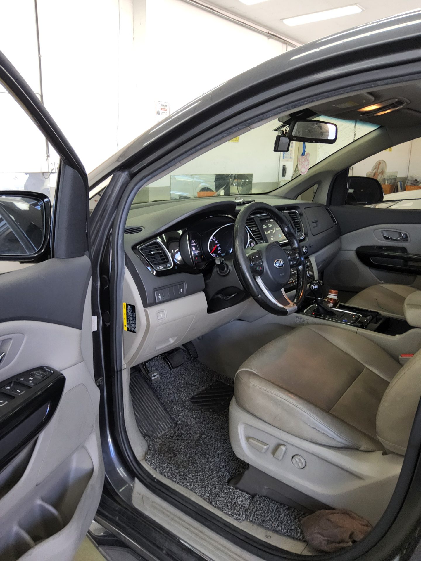 KIA ALL NEW CARNIVAL 9-SEATER DIESEL PRESTIGE 2016 - zdjęcie 10