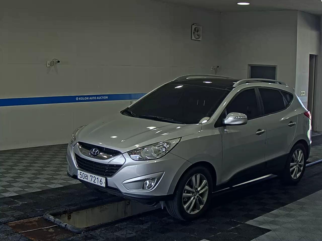 HYUNDAI TUCSON ix DIESEL R20 4WD LX20 PREMIER 2010 - zdjęcie 2