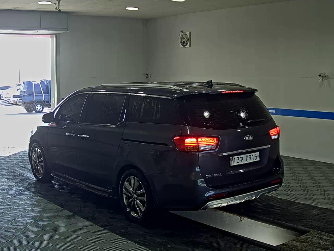 KIA ALL NEW CARNIVAL 9-SEATER DIESEL PRESTIGE 2016 - zdjęcie 6