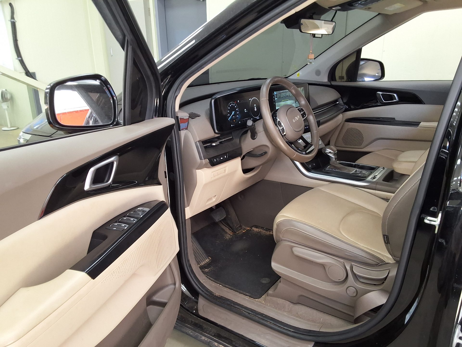 KIA NEW CARNIVAL (KA4) 9-SEATER DIESEL PRESTIGE 2022 - zdjęcie 11