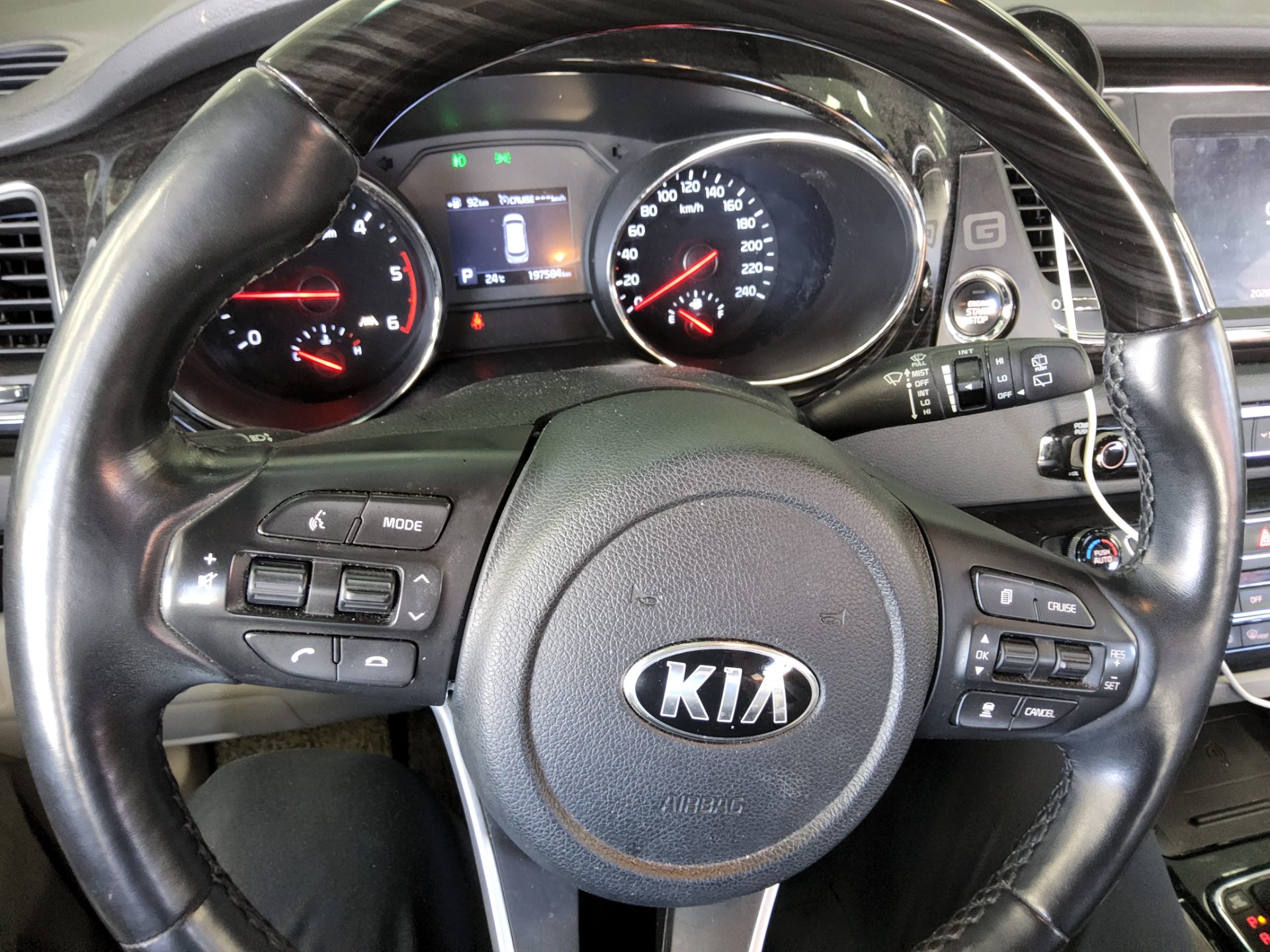 KIA THE NEW CARNIVAL 9-SEATER DIESEL NOBLESSE SPECIAL 2019 - zdjęcie 17