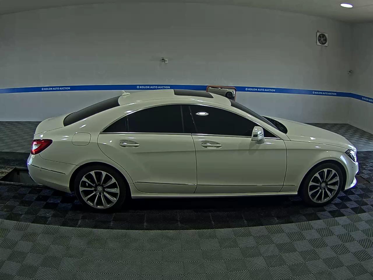 MERCEDES-BENZ CLS-CLASS (2ND GEN) CLS250 d 4MATIC 2016 - zdjęcie 4