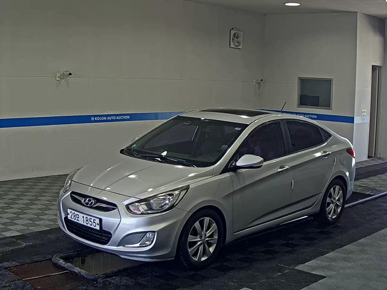 HYUNDAI NEW ACCENT 1.6 VGT PREMIER 2012 - zdjęcie 2