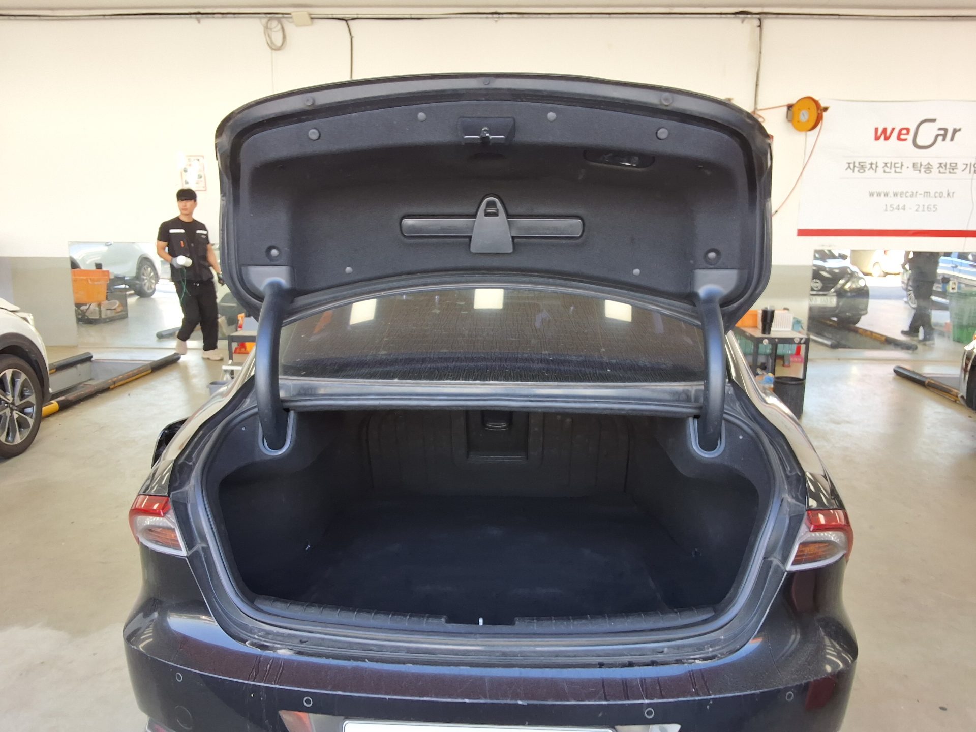 HYUNDAI THE NEW GRANDEUR IG GASOLINE 2.5 PREMIUM 2020 - zdjęcie 16