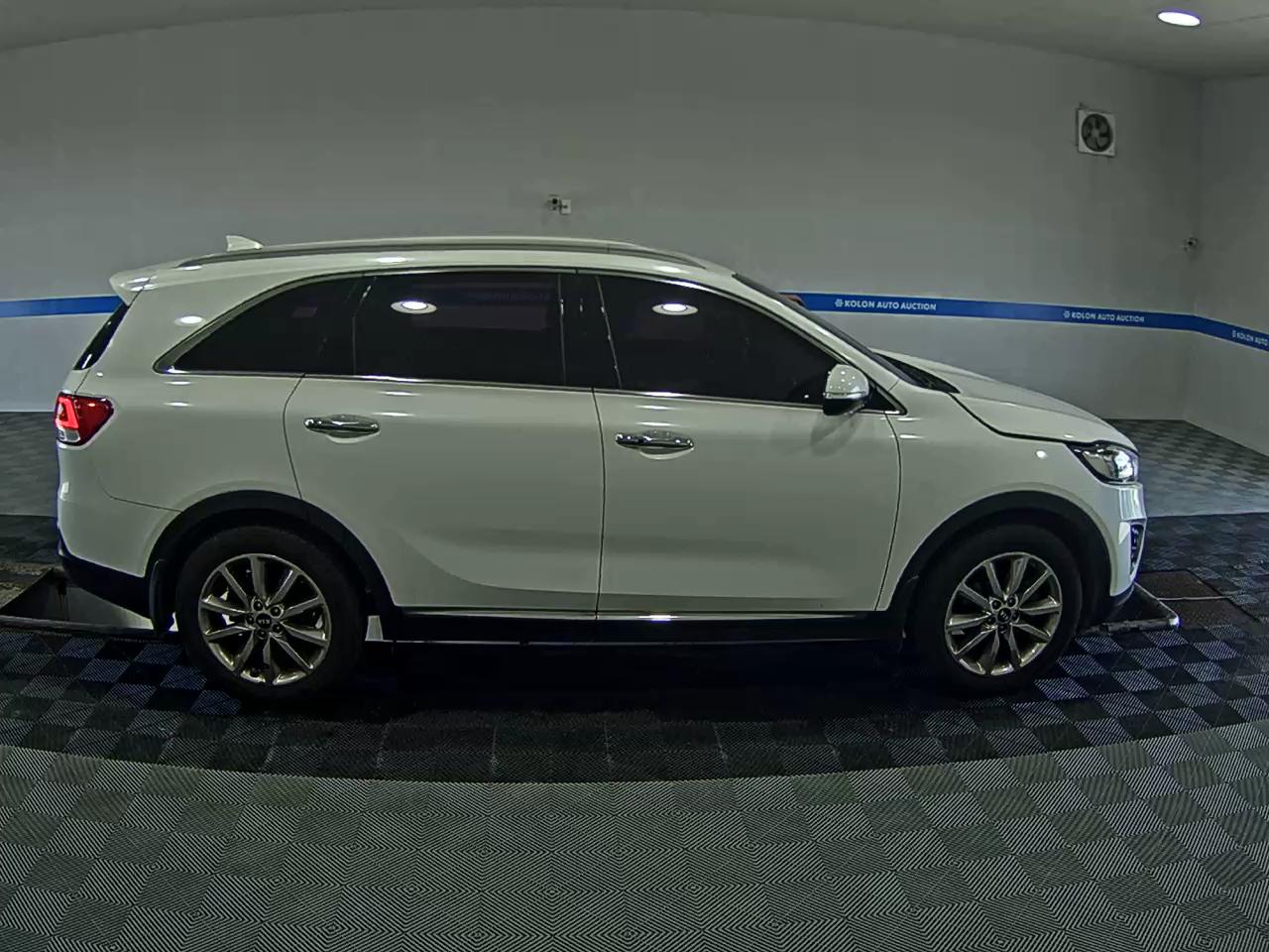 KIA ALL NEW SORENTO R2.0 2WD NOBLESSE 2016 - zdjęcie 4