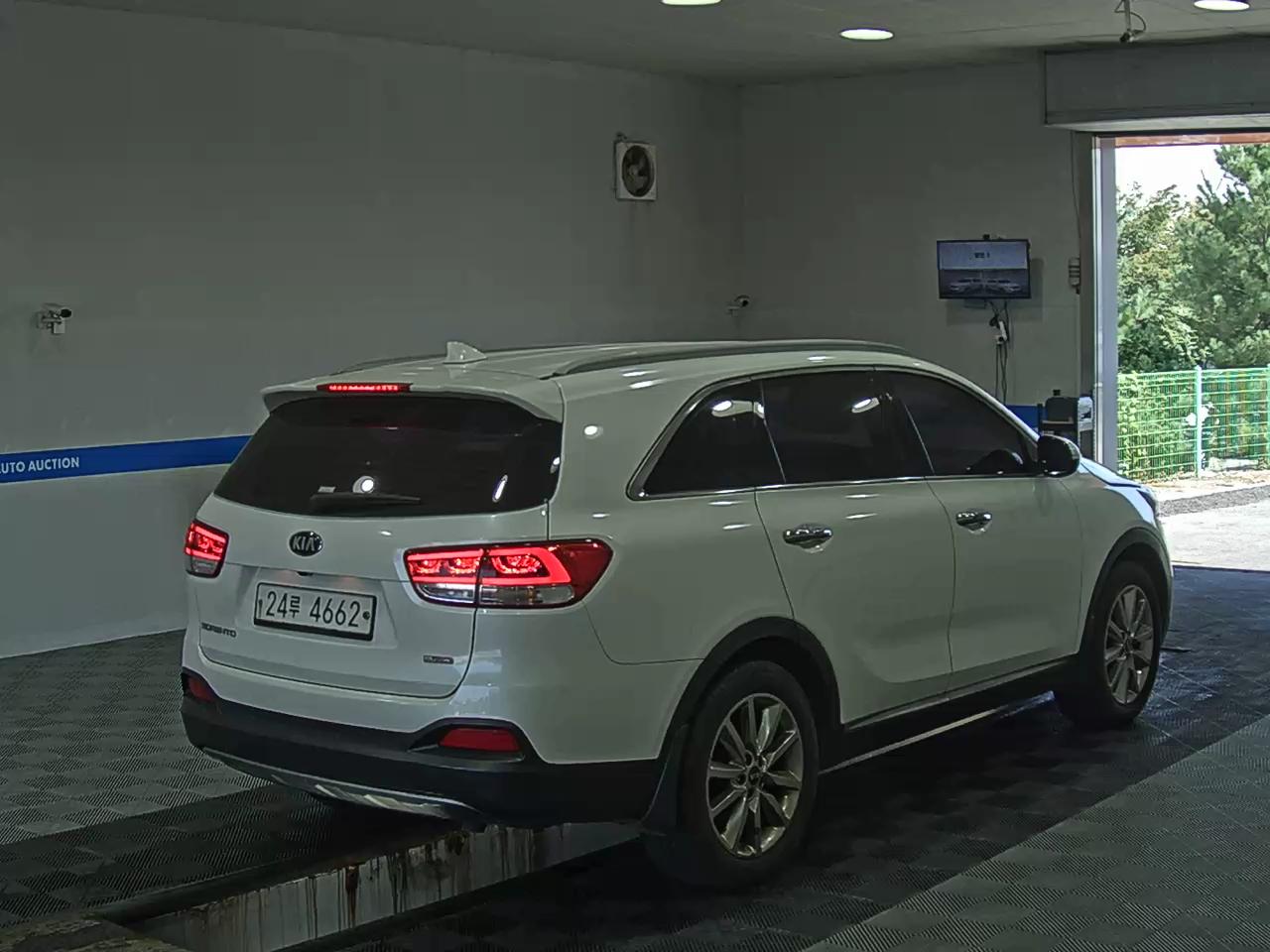 KIA ALL NEW SORENTO R2.0 2WD NOBLESSE 2016 - zdjęcie 5