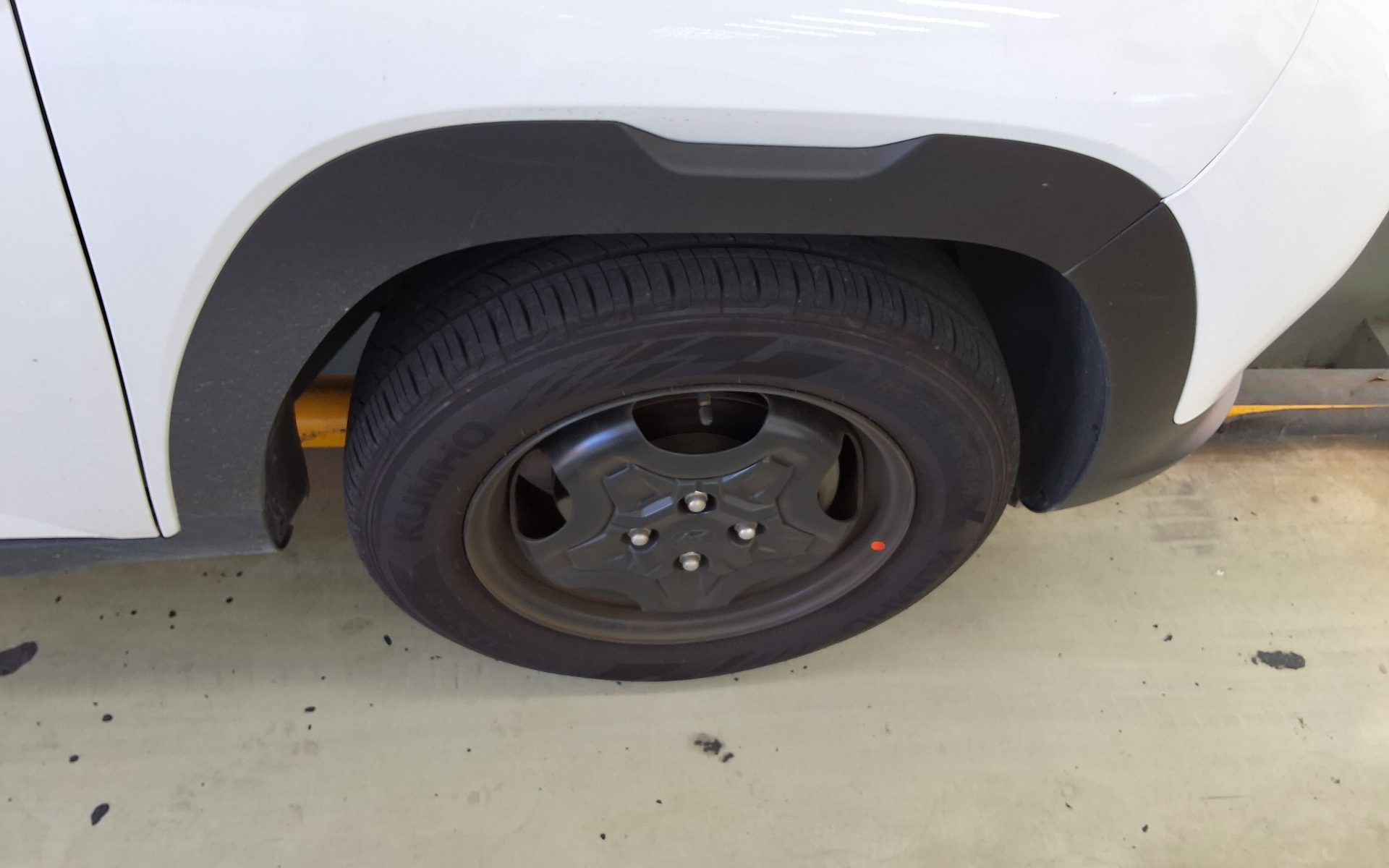HYUNDAI CASPER GASOLINE 1.0 VAN SMART 2023 - zdjęcie 25