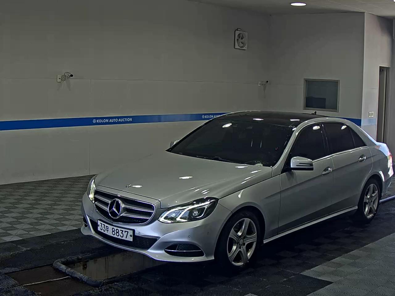 MERCEDES-BENZ E-CLASS (4TH GEN) E250 CDI 4MATIC 2014 - zdjęcie 2