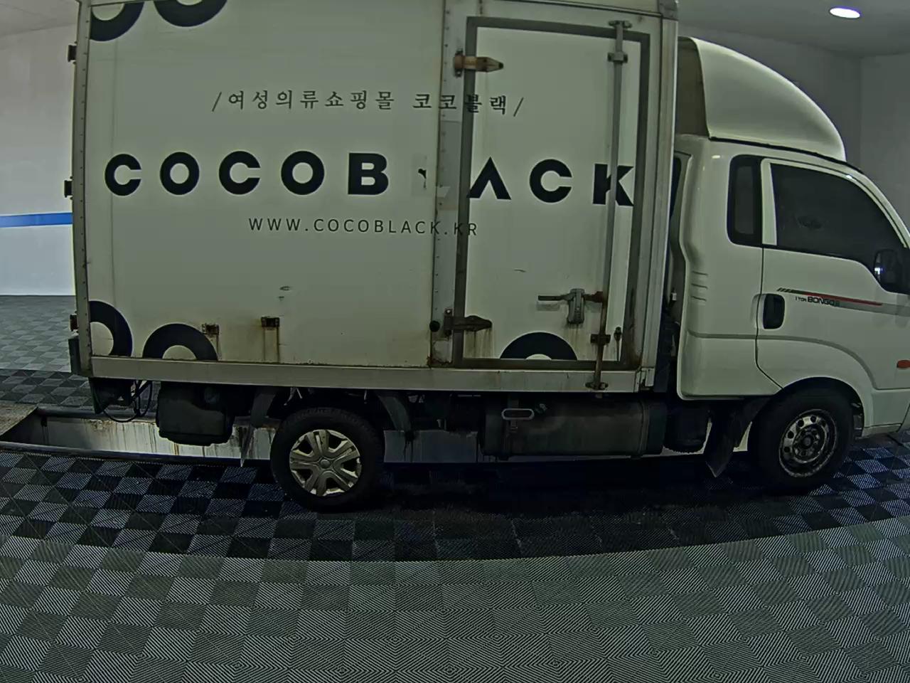 KIA THE NEW BONGO III CARGO BUILT-IN BOX TRUCK PLUS MODEL 2020 - zdjęcie 4