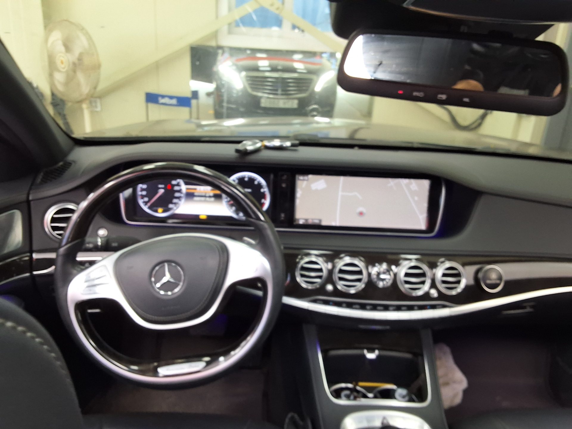 MERCEDES-BENZ S-CLASS (6TH GEN) S500L 2014 - zdjęcie 12
