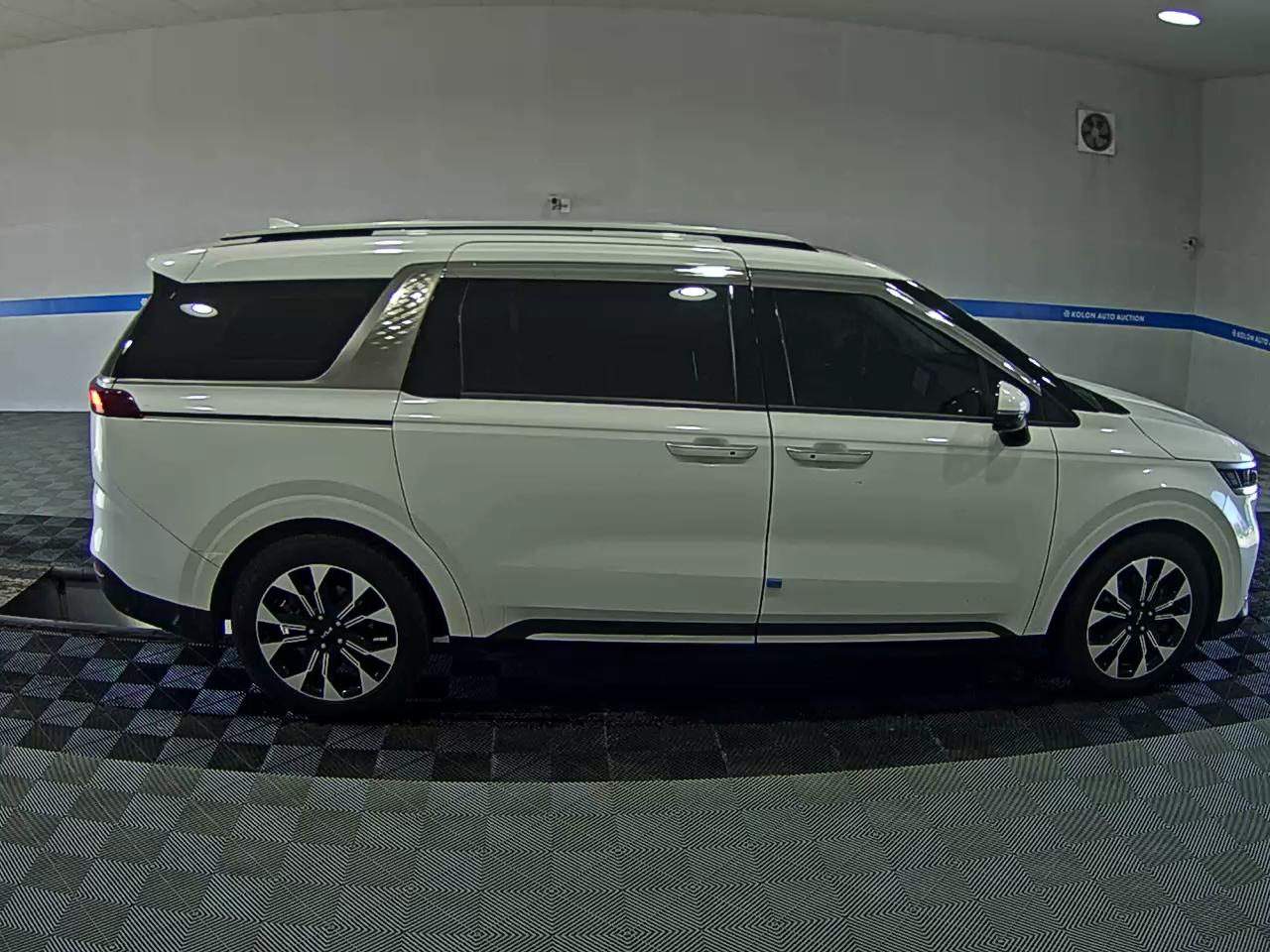 KIA NEW CARNIVAL (KA4) 9-SEATER DIESEL NOBLESSE 2023 - zdjęcie 4