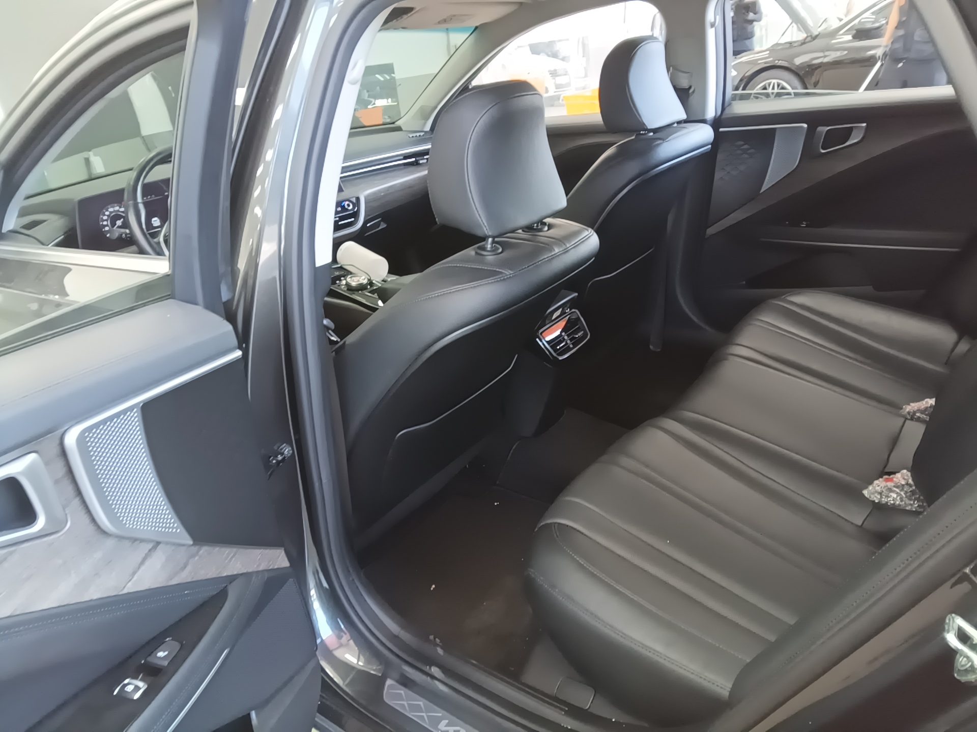 KIA K8 3.5 LPi RENTAL CAR TRENDY 2022 - zdjęcie 12