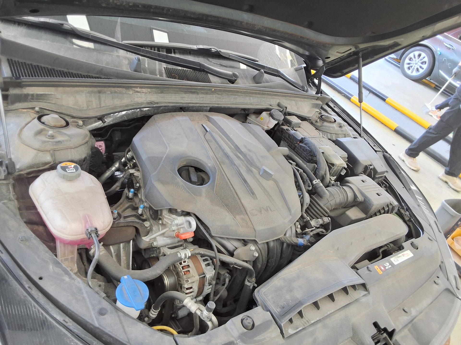 KIA NEW K5 (DL3) 2.0 GASOLINE TRENDY 2023 - zdjęcie 19