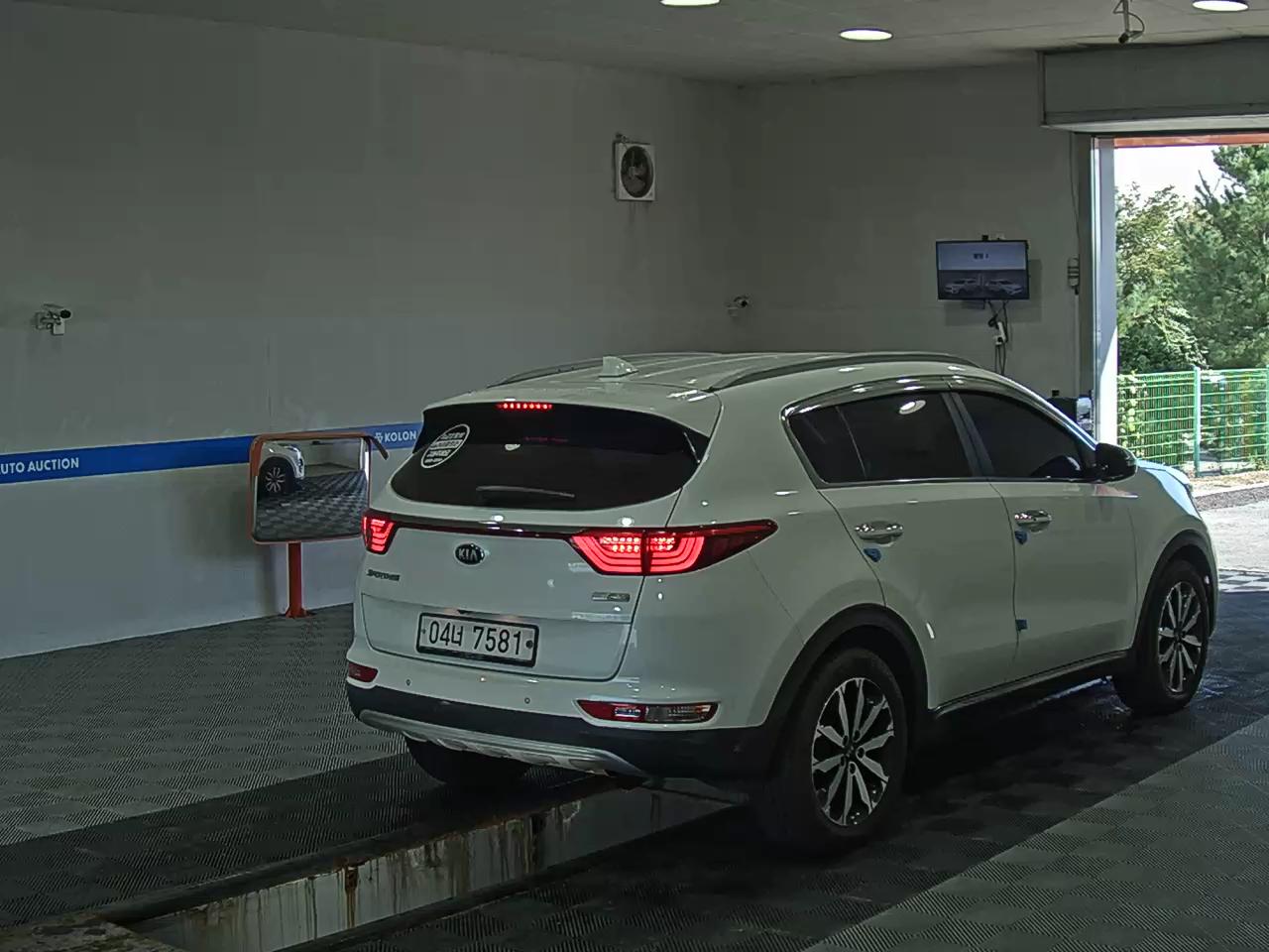 KIA NEW SPORTAGE 1.7 2WD NOBLESSE 2018 - zdjęcie 5