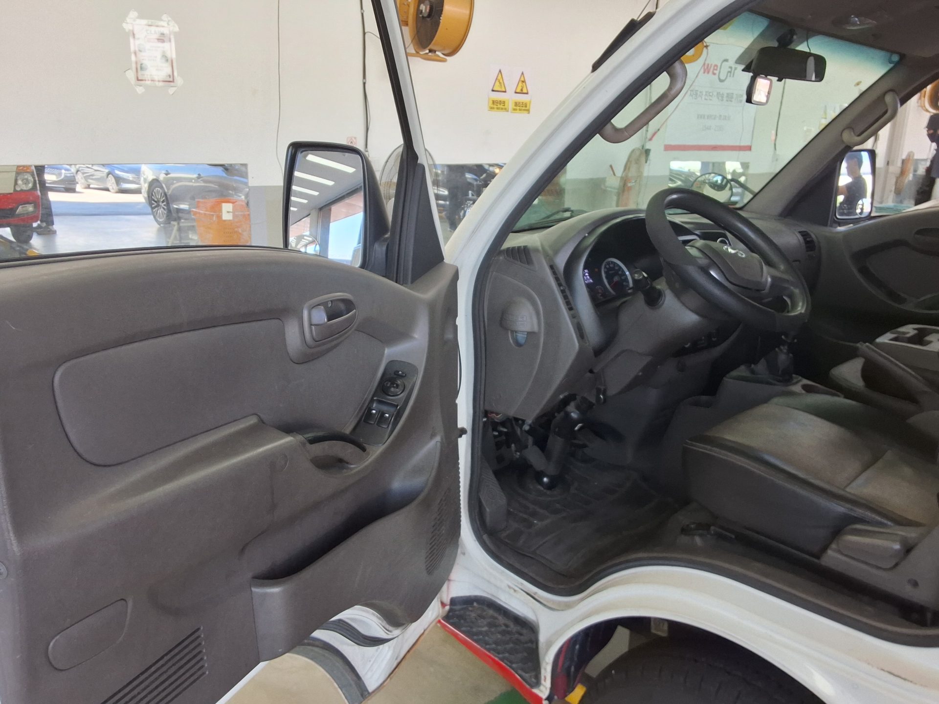 HYUNDAI PORTER II WING BODY MANUAL 2019 - zdjęcie 10