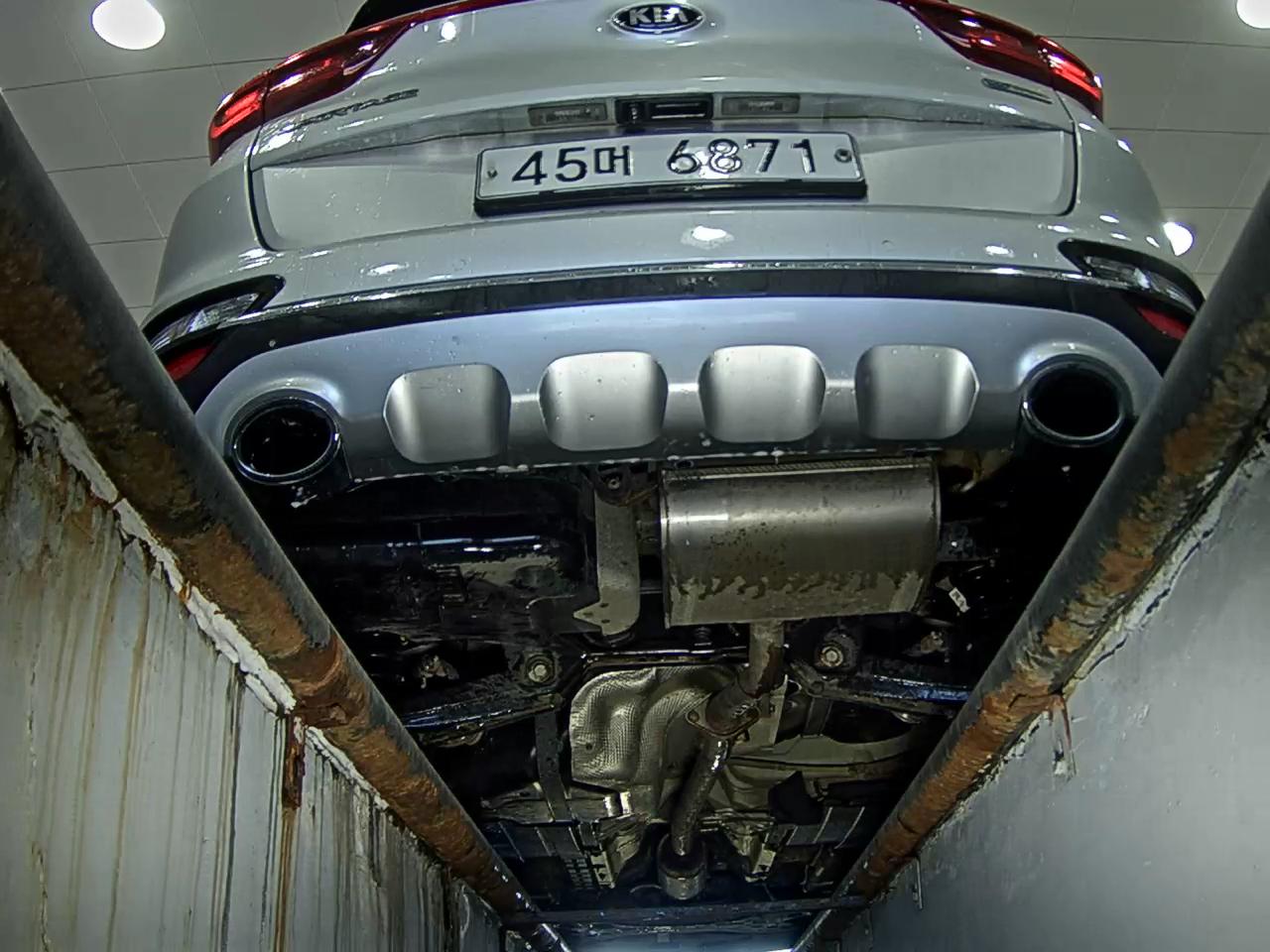 KIA SPORTAGE THE BOLD R2.0 DIESEL 2WD PRESTIGE 2019 - zdjęcie 8