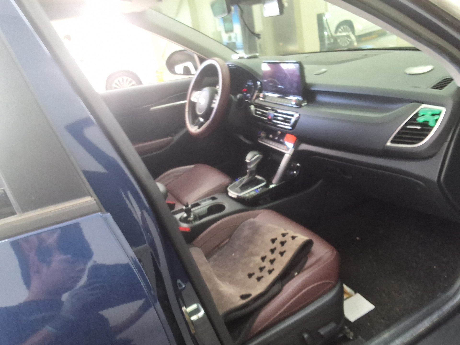 KIA SELTOS 1.6 GASOLINE 2WD SIGNATURE 2021 - zdjęcie 15