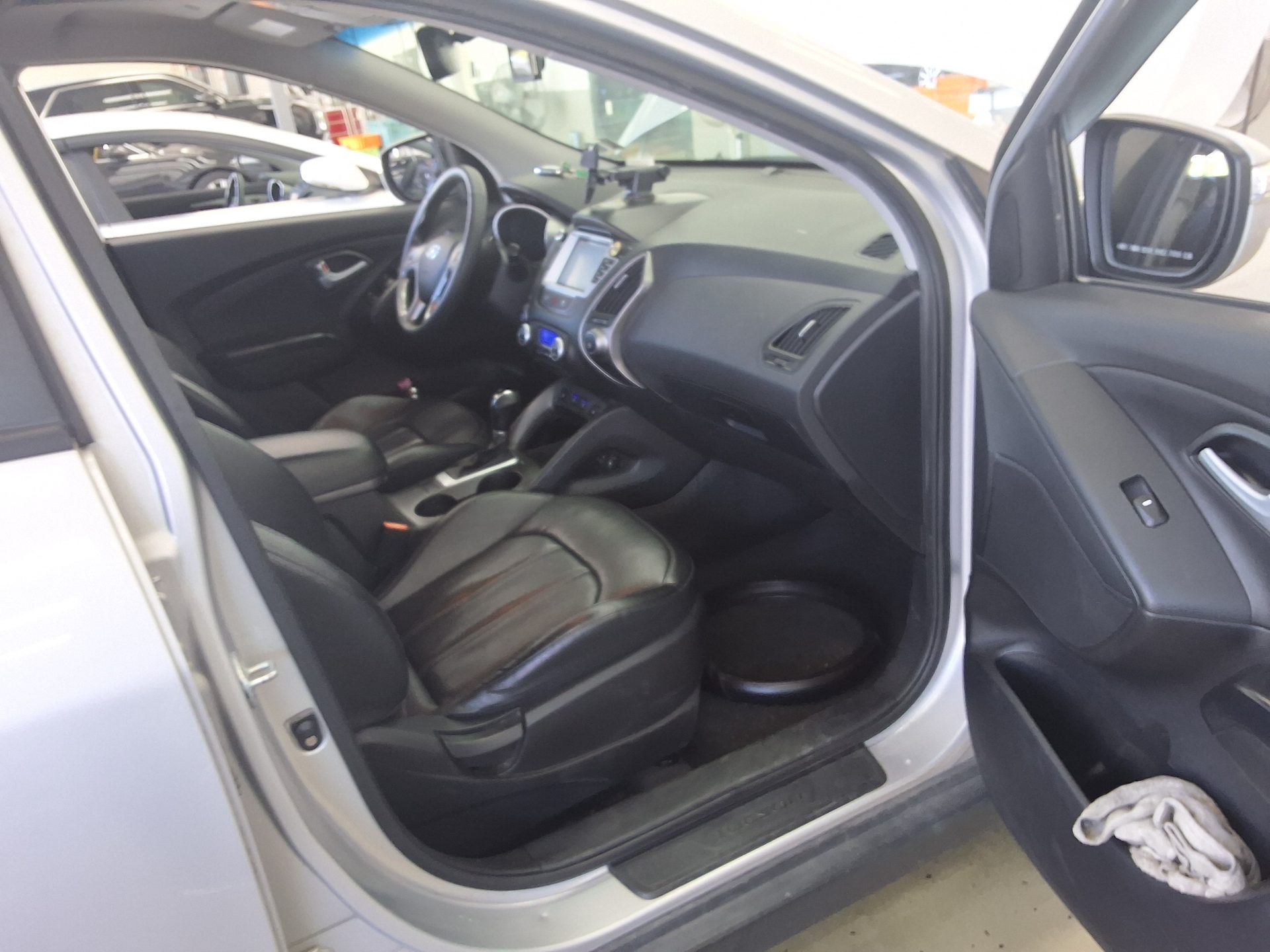 HYUNDAI NEW TUCSON ix DIESEL R2.0 2WD MODERN 2015 - zdjęcie 15