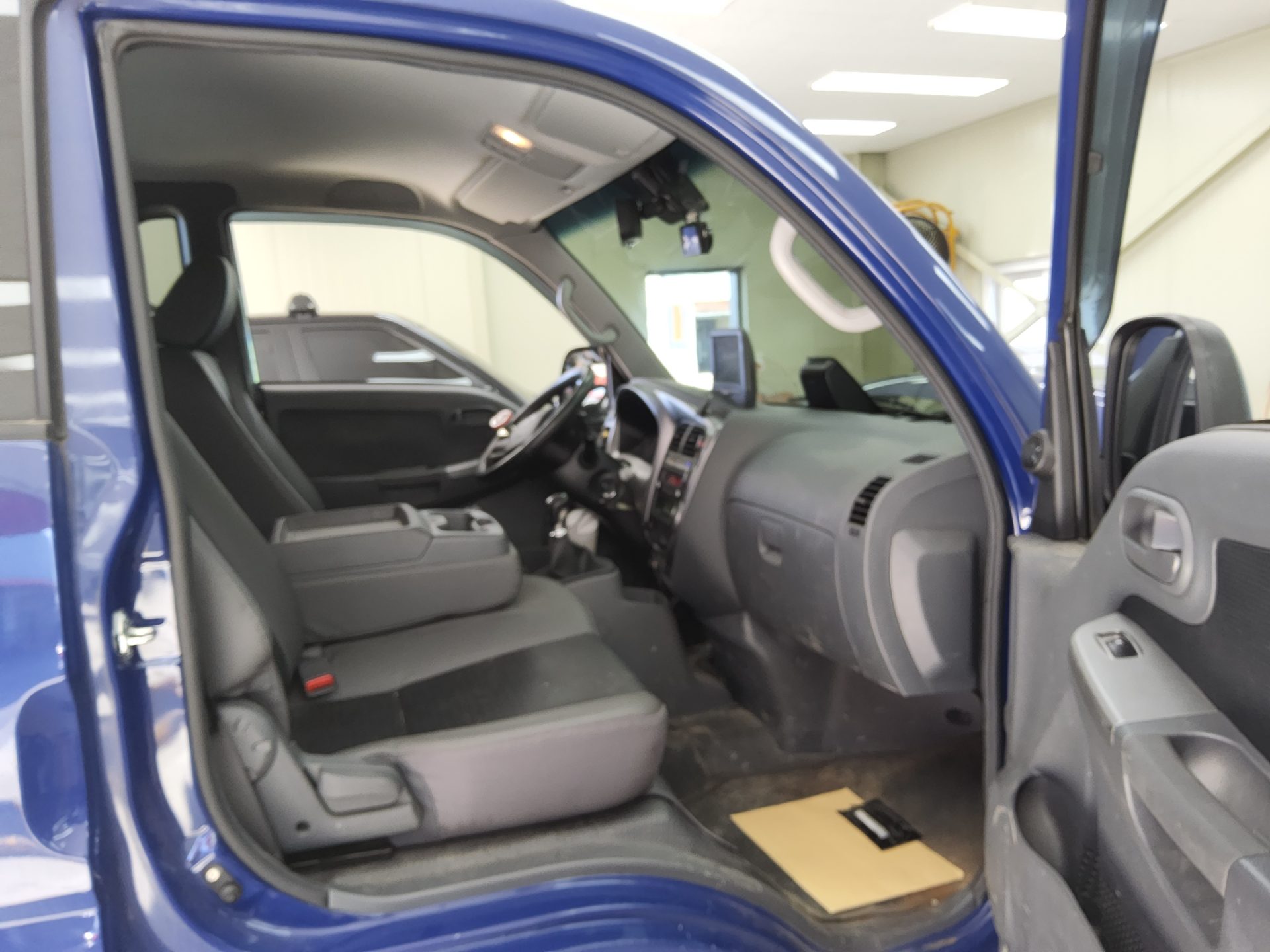 KIA THE NEW BONGO III CARGO 1.2 TON KING CAB EXTRA LONG WHEELBASE GL 2023 - zdjęcie 12