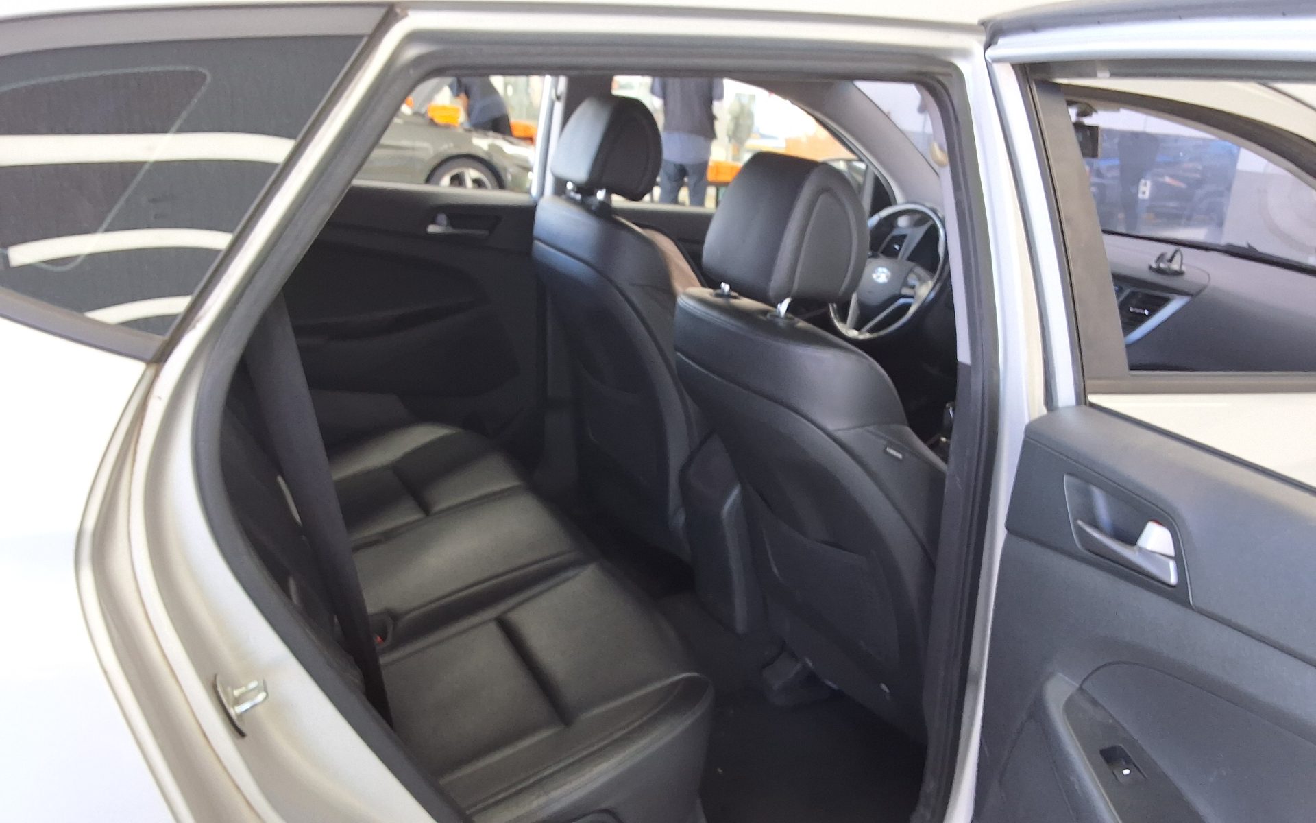 HYUNDAI ALL NEW TUCSON DIESEL R2.0 2WD SMART 2018 - zdjęcie 13