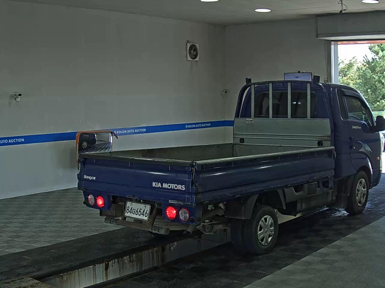 KIA BONGO III CARGO CRDi KING CAB LONG WHEELBASE 2008 - zdjęcie 5