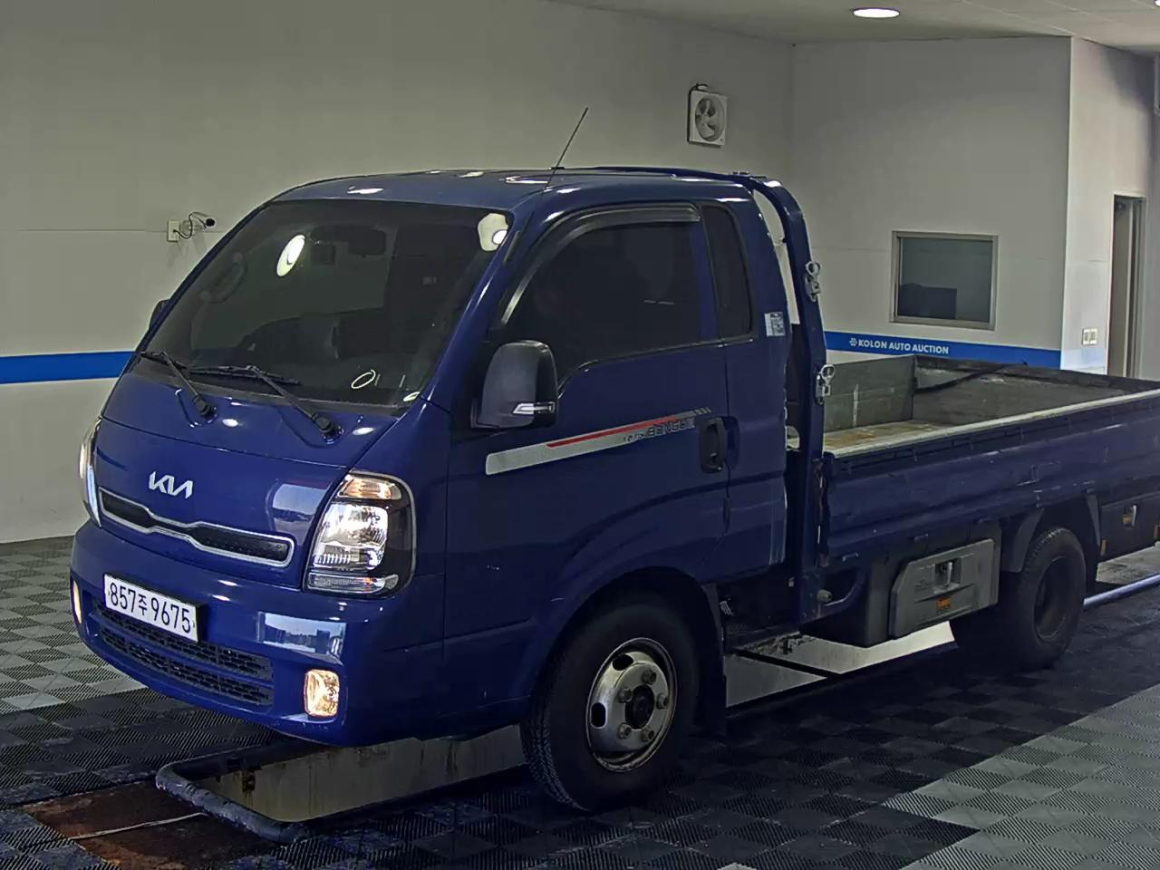 KIA THE NEW BONGO III CARGO 1.2 TON KING CAB EXTRA LONG WHEELBASE GL 2023 - zdjęcie 2