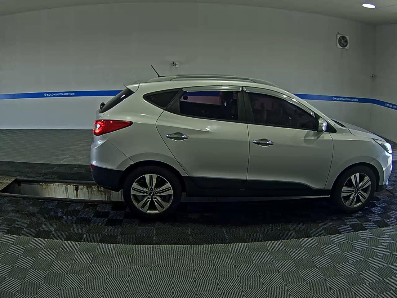 HYUNDAI NEW TUCSON ix DIESEL R2.0 2WD MODERN 2015 - zdjęcie 4