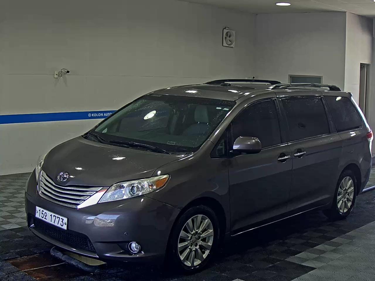 TOYOTA SIENNA (3RD GEN) 3.5 AWD 2014 - zdjęcie 2