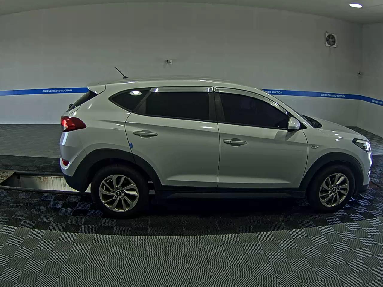 HYUNDAI ALL NEW TUCSON DIESEL R2.0 2WD SMART 2018 - zdjęcie 4