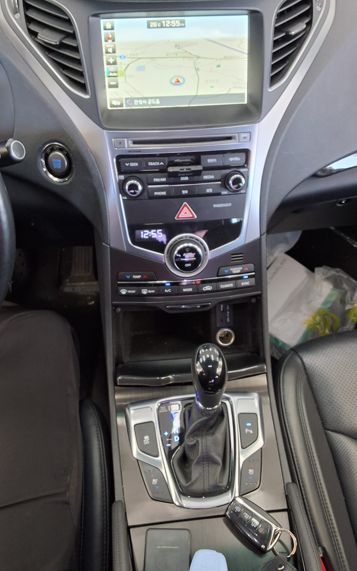 HYUNDAI GRANDEUR HG HG 300 PREMIUM 2016 - zdjęcie 18