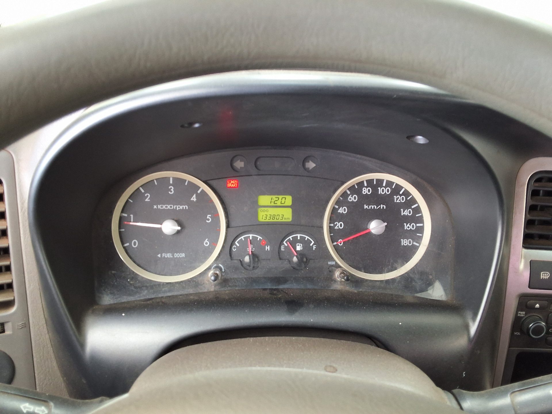 HYUNDAI PORTER II CRDi STANDARD CAB EXTRA LONG WHEELBASE PLUS 2012 - zdjęcie 10
