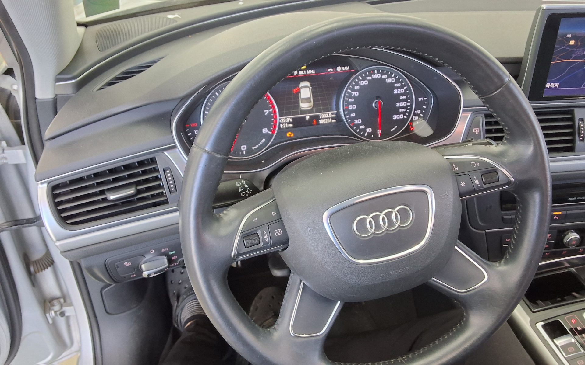 AUDI A6 (4TH GEN) 2.0 TFSI 2012 - zdjęcie 17