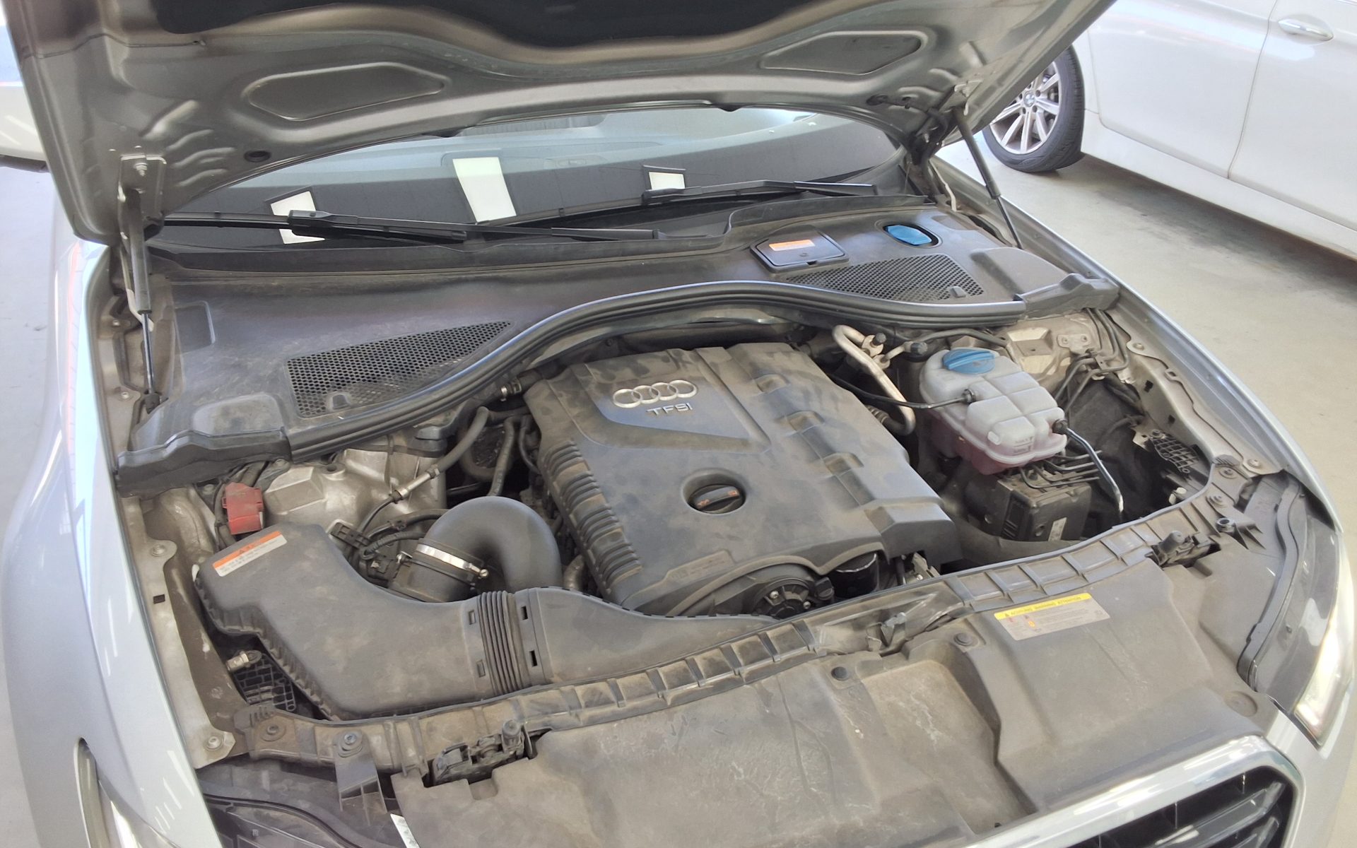 AUDI A6 (4TH GEN) 2.0 TFSI 2012 - zdjęcie 21