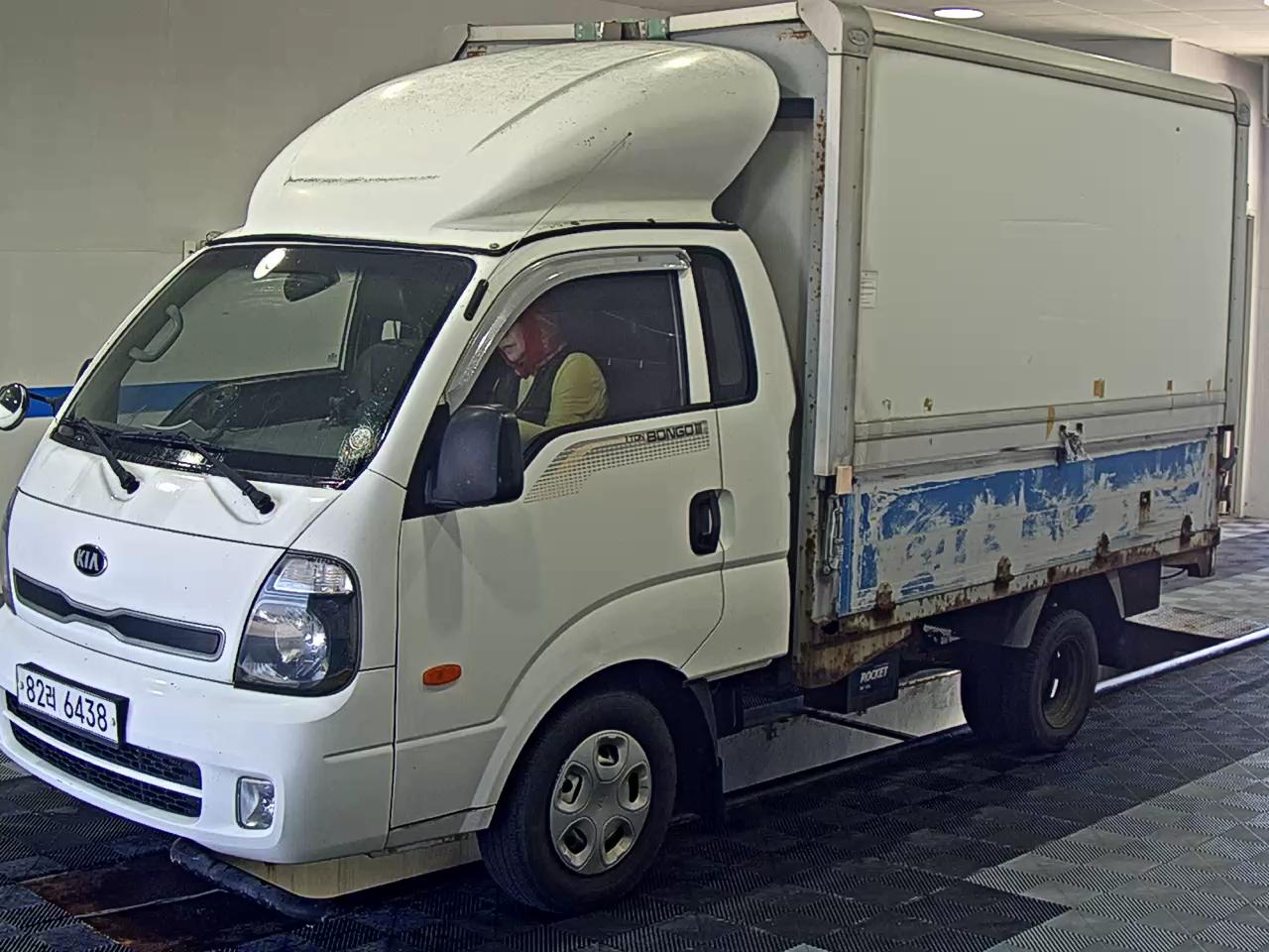 KIA BONGO III CARGO WING BODY 1 TON 2013 - zdjęcie 2
