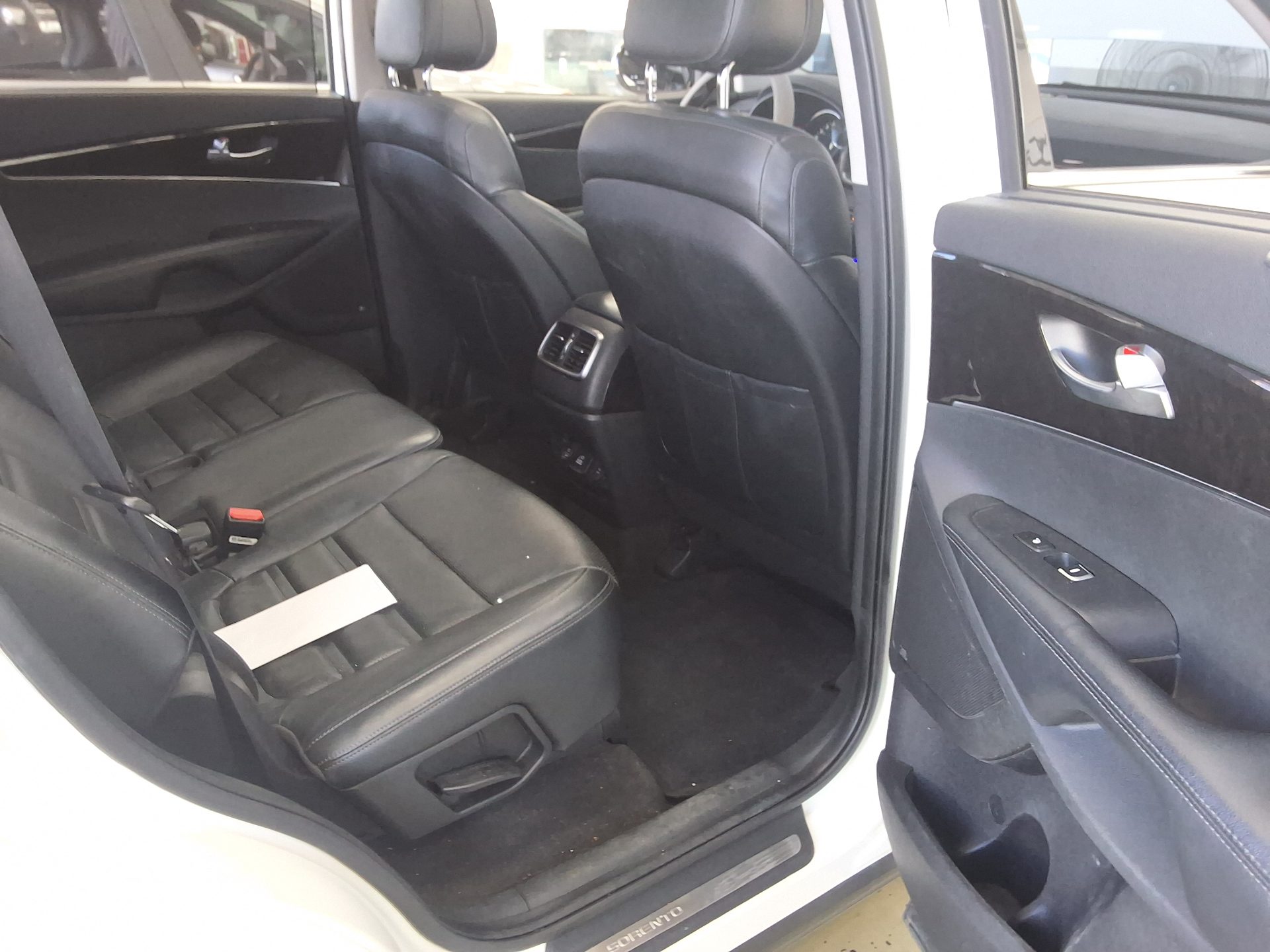 KIA ALL NEW SORENTO R2.2 2WD NOBLESSE SPECIAL 2015 - zdjęcie 14