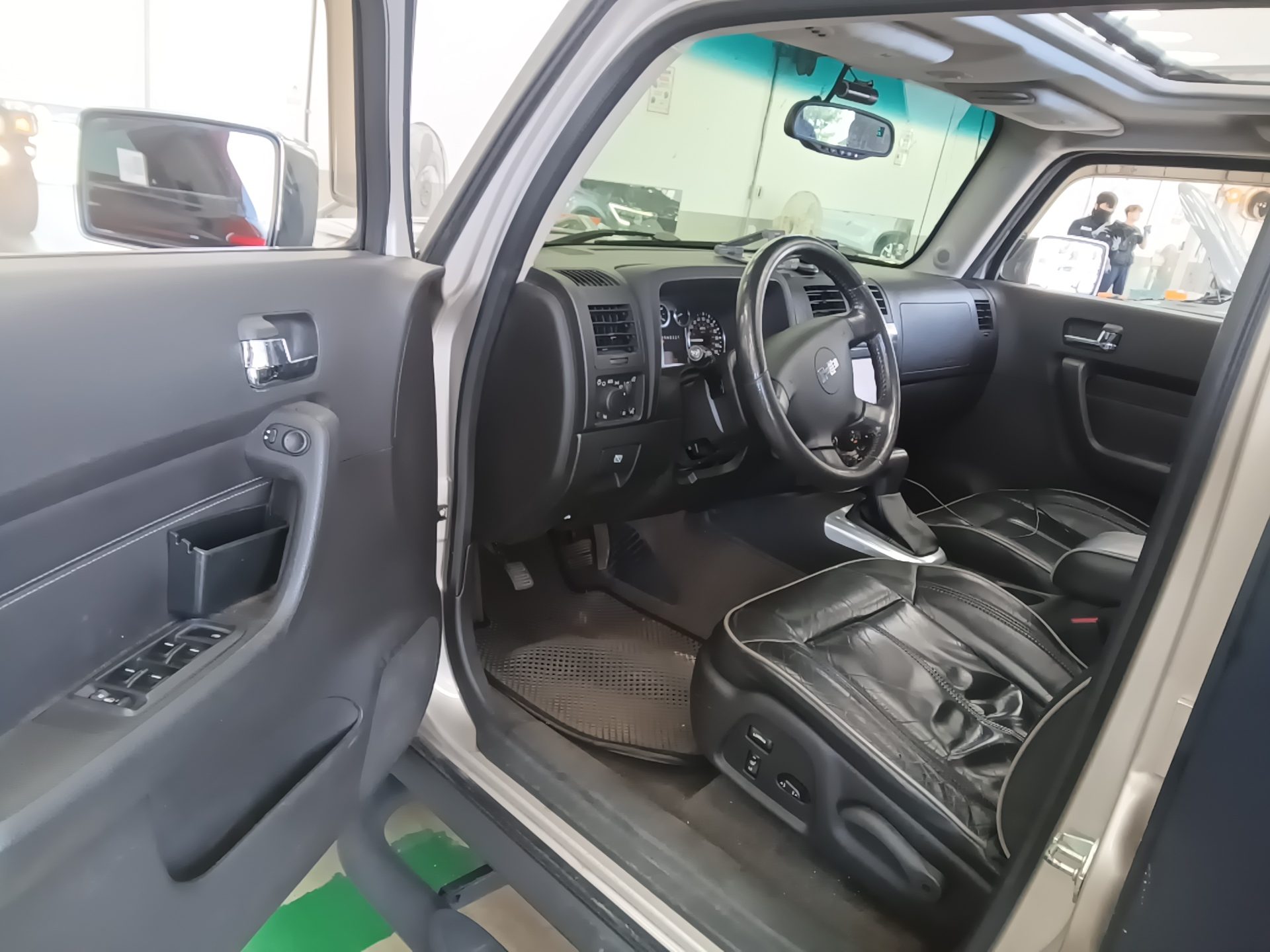 HUMMER H3 3.5 2006 - zdjęcie 10