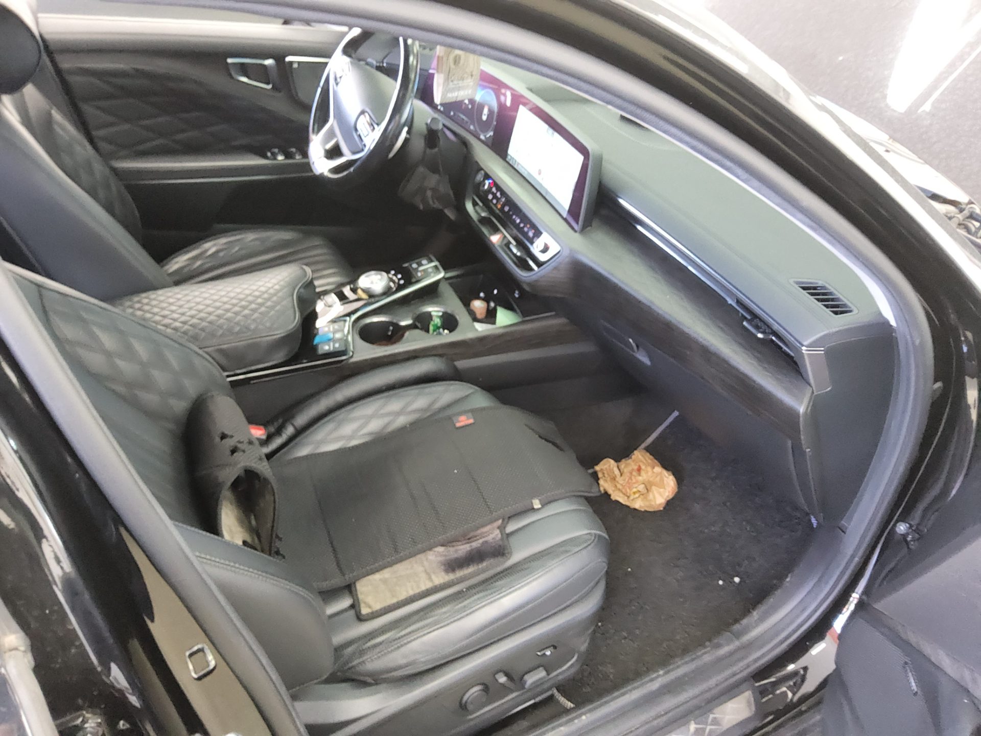 KIA K8 3.5 GDI 4WD PLATINUM 2022 - zdjęcie 14