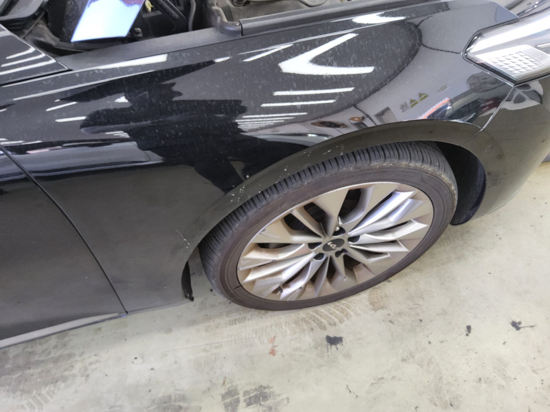 KIA K8 3.5 GDI 4WD PLATINUM 2022 - zdjęcie 25