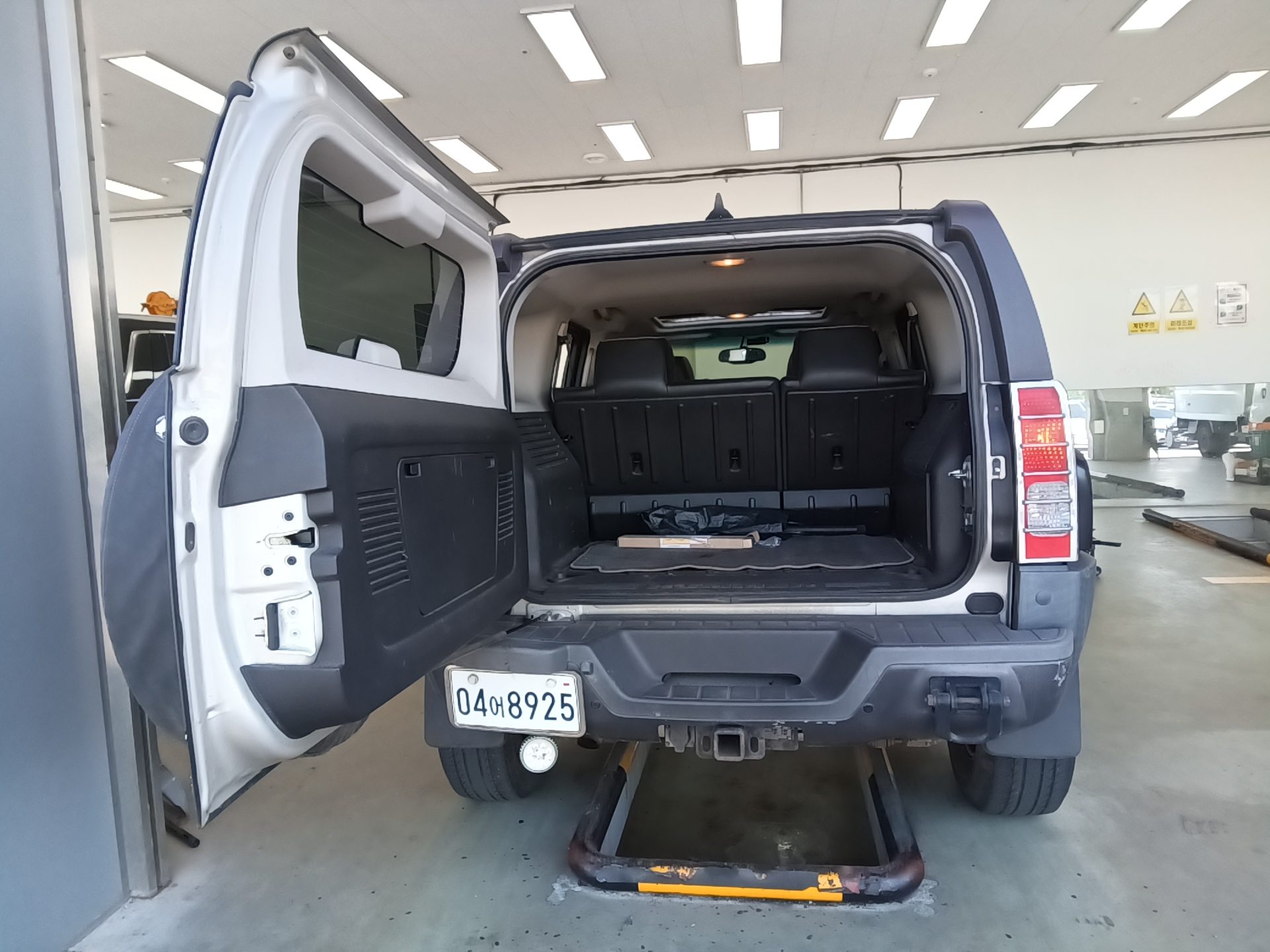 HUMMER H3 3.5 2006 - zdjęcie 23
