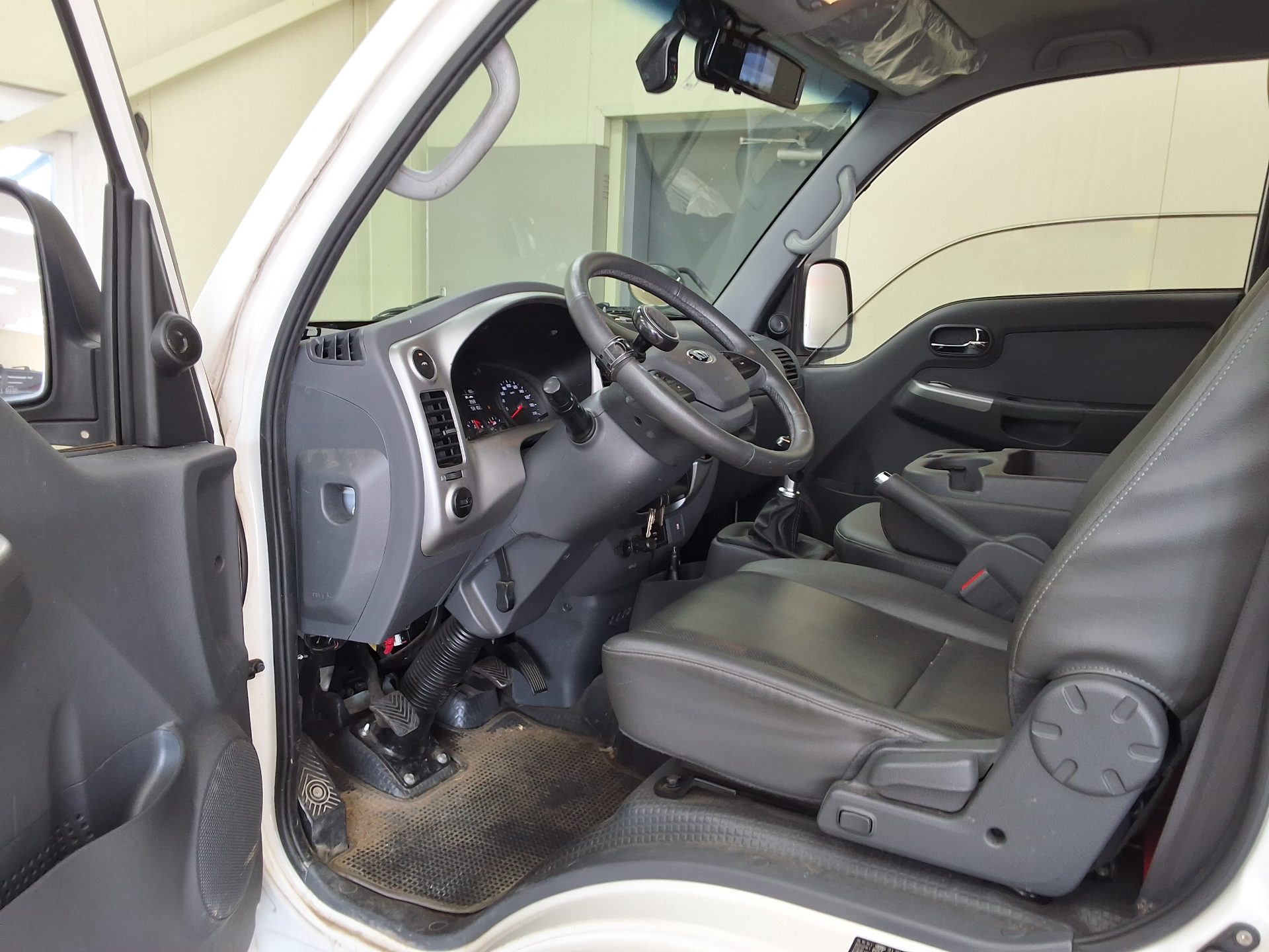 KIA BONGO III CARGO WING BODY 1.2 TON 2018 - zdjęcie 11