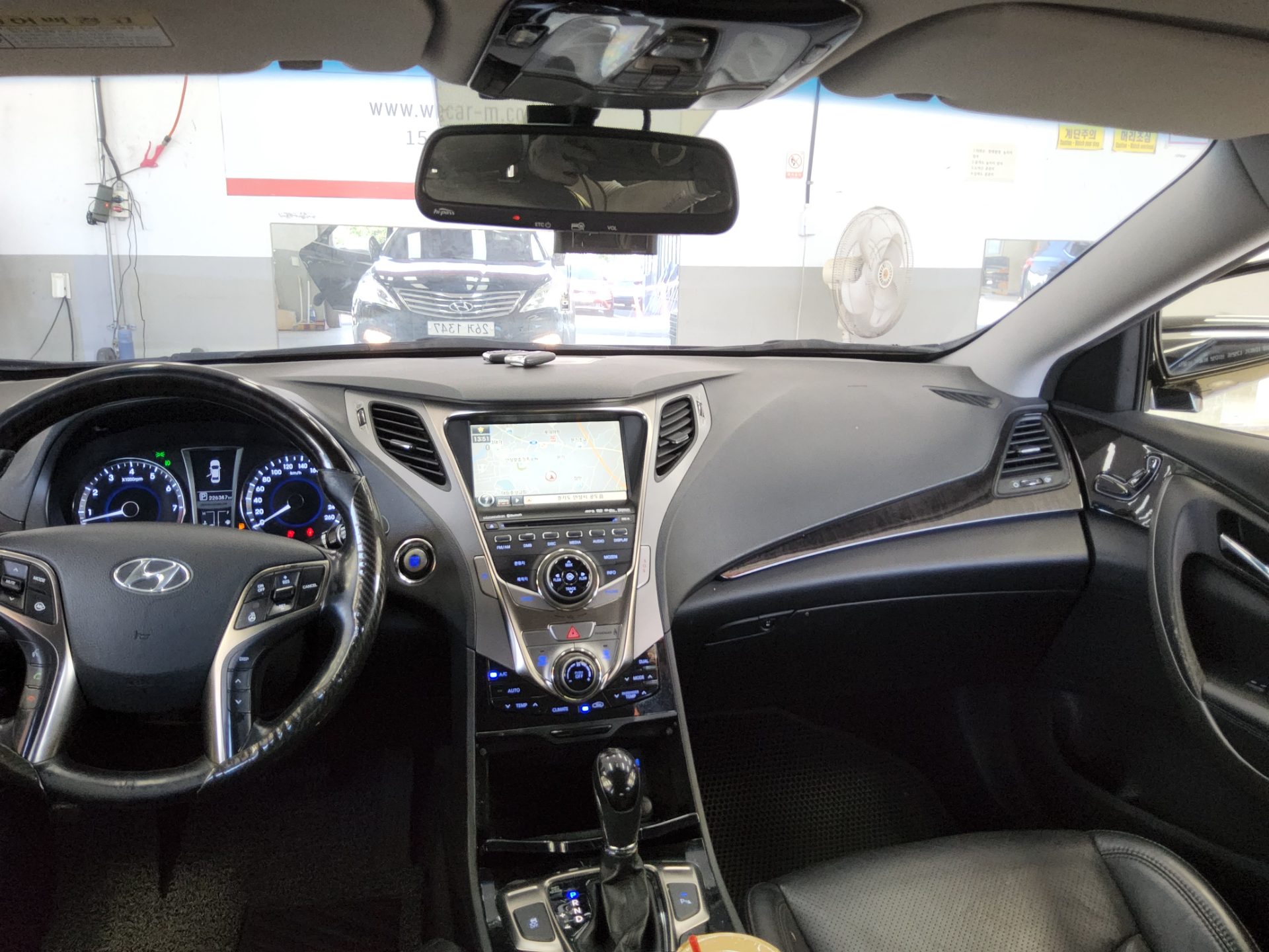 HYUNDAI GRANDEUR HG HG 300 PRIME 2011 - zdjęcie 11