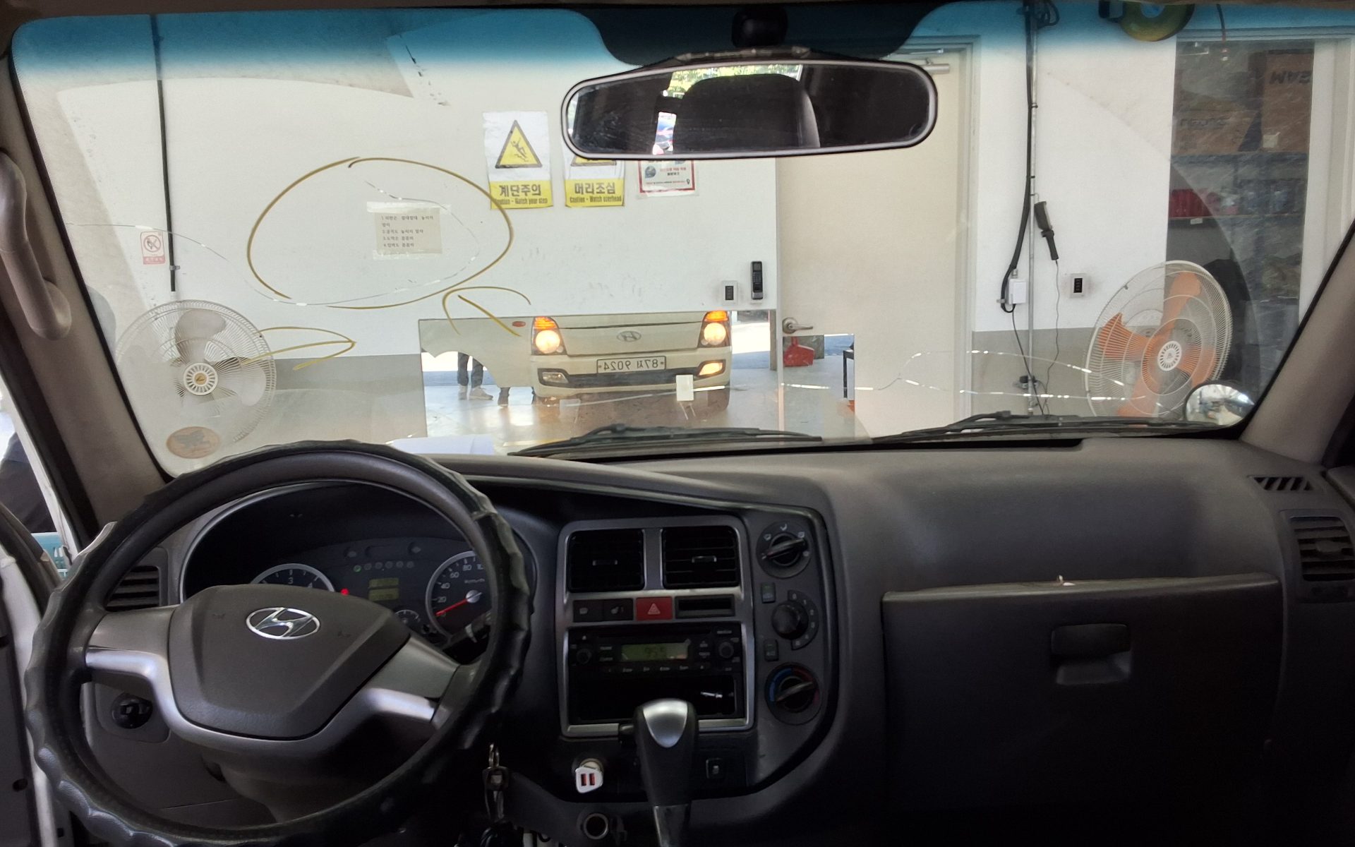 HYUNDAI PORTER II CRDi DOUBLE CAB EXTRA LONG WHEELBASE SUPER 2017 - zdjęcie 11