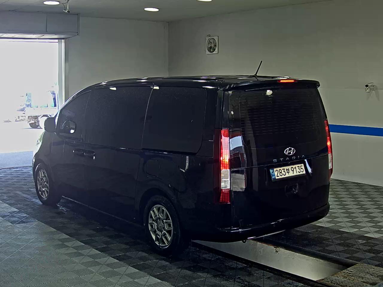 HYUNDAI STARIA 2.2 DIESEL TOURER 9-SEATER 2WD MODERN 2022 - zdjęcie 6