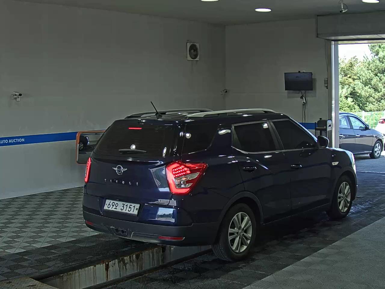 KG MOBILITY (SSANGYONG) TIVOLI AIR DIESEL 2WD AX 2018 - zdjęcie 5