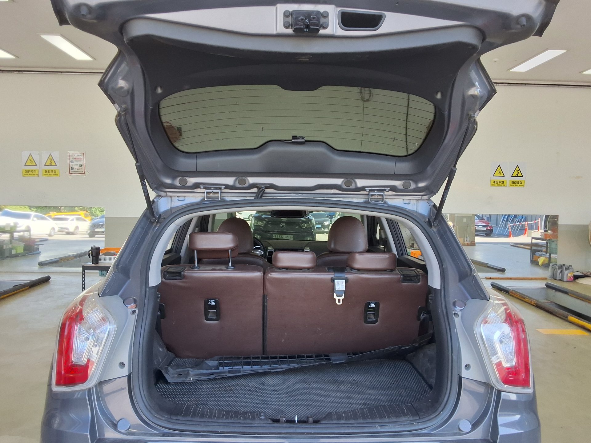 KG MOBILITY (SSANGYONG) TIVOLI ARMOUR 1.6 DIESEL TX 2018 - zdjęcie 15